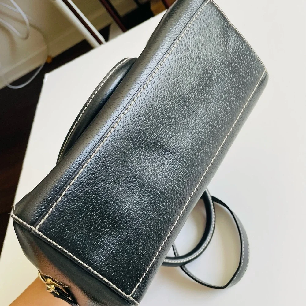 Kate Spade 100% cow leather Wellesley Alessa black small satchel